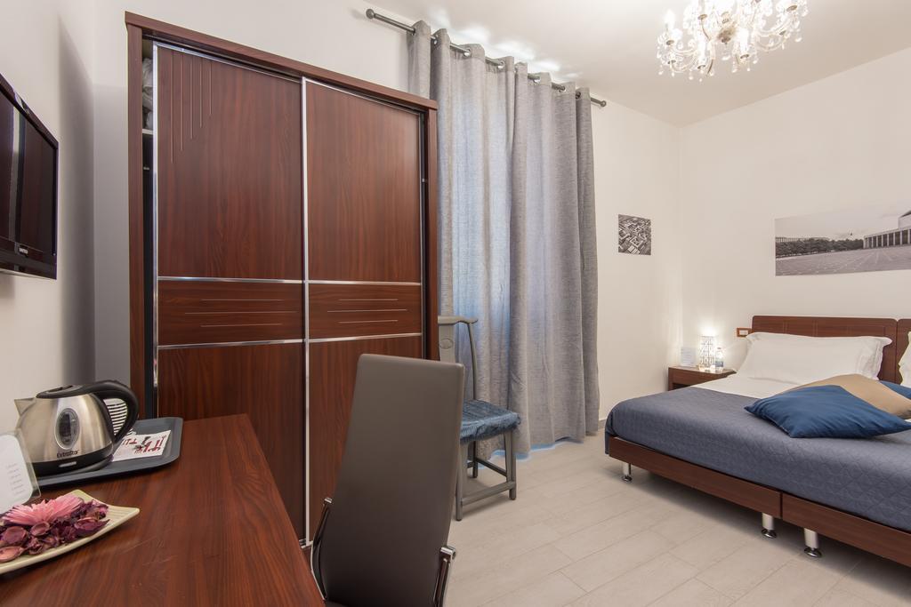 Eroom42 Guest House روما المظهر الخارجي الصورة