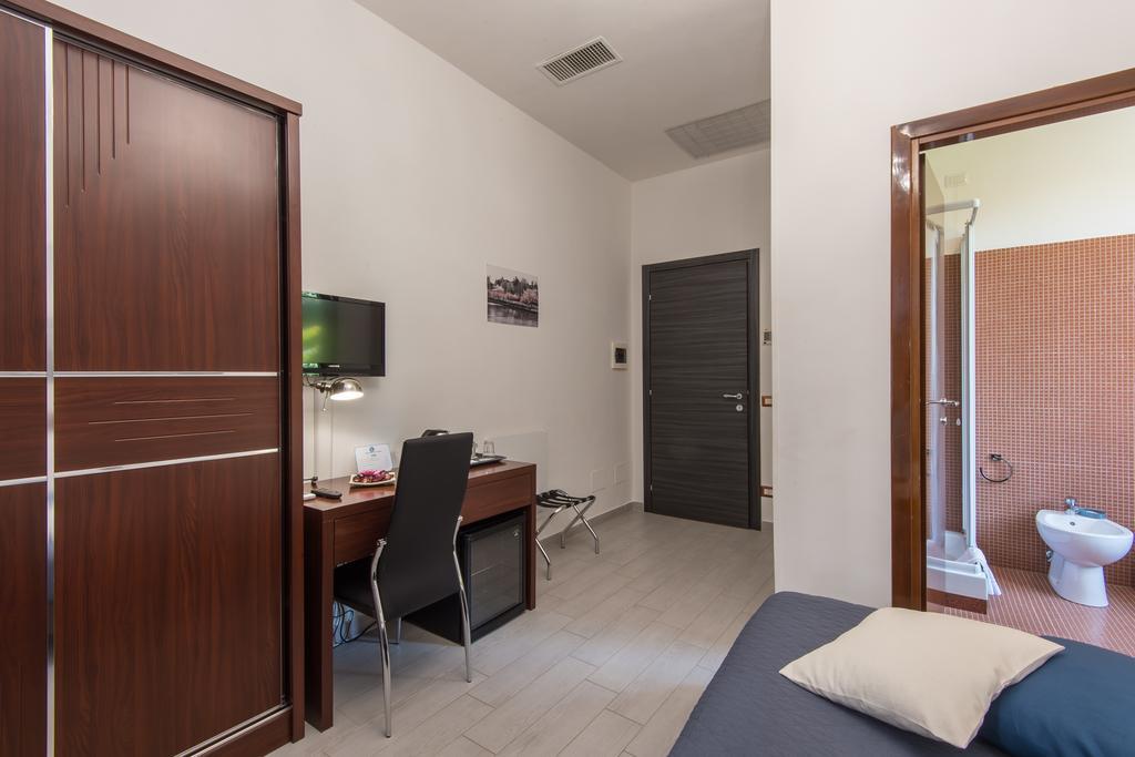 Eroom42 Guest House روما المظهر الخارجي الصورة